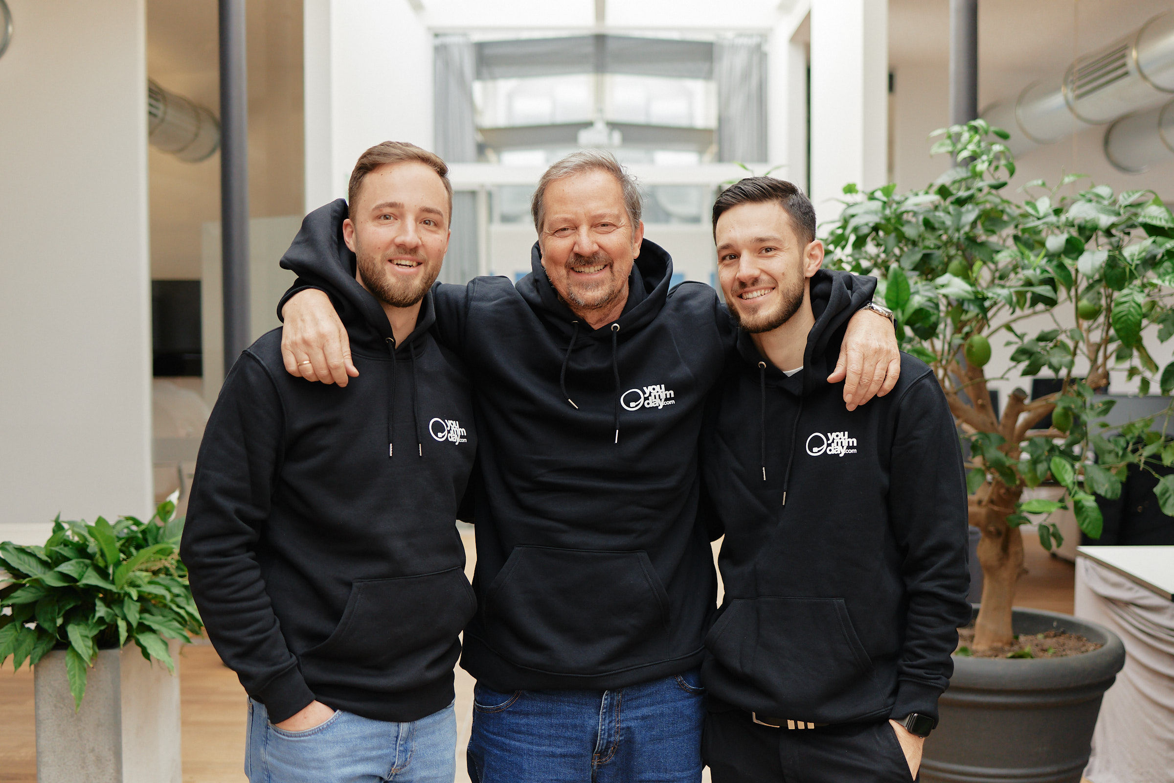 Gründung yoummday - Dr. Klaus Harisch, Pablo Harisch und Lion Harisch