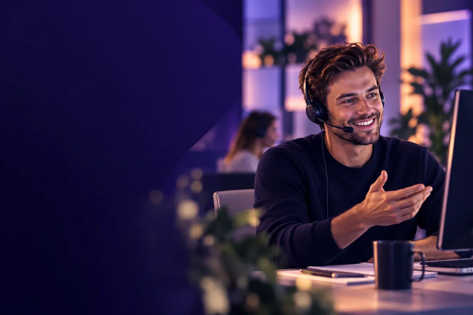 B2B-Telemarketing-Talent in einem laufenden Kundengespräch.